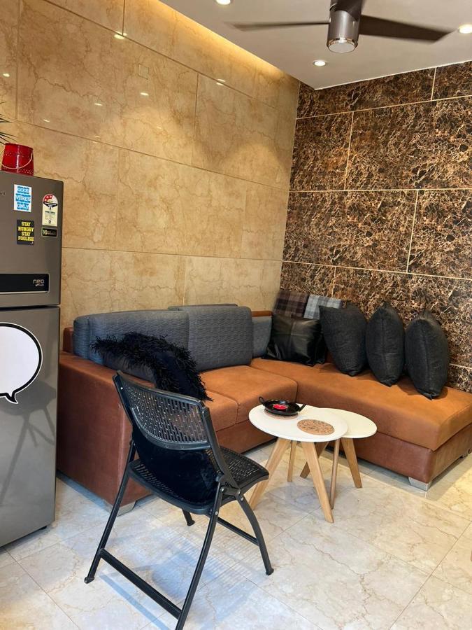 Hotel Divine Rajouri Garden 2*